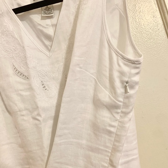 Bloomingdale’s: Vintage White Linen Mini Dress with Lining and Zipper (size 12) - Picture 3 of 5